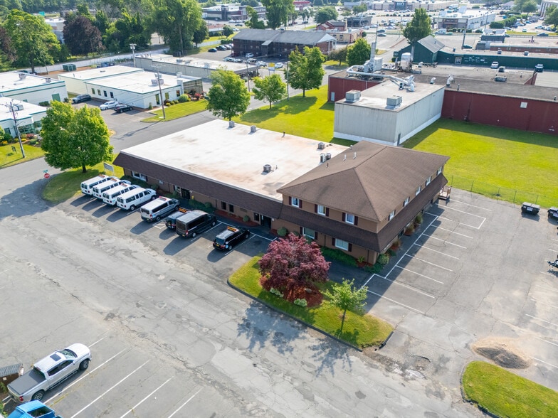 More Photos Of 63 Myron St, West Springfield Freestanding For Lease