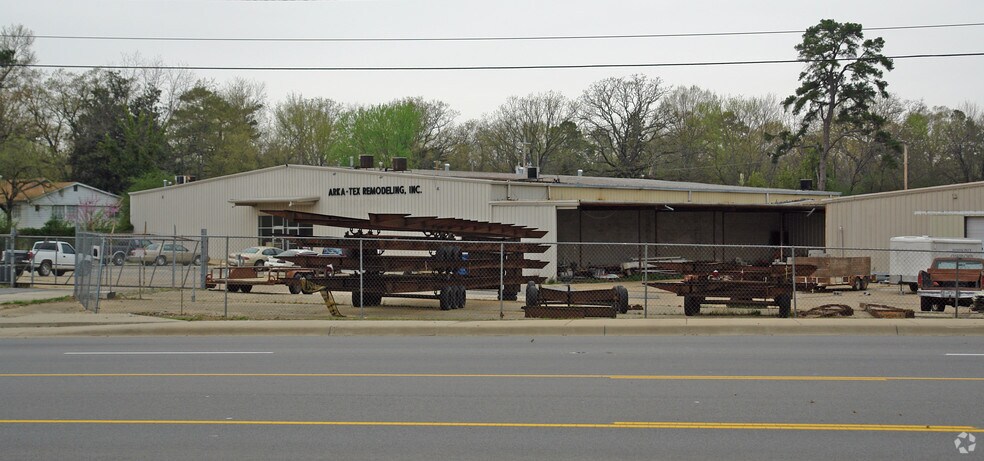Primary Photo Of 8100 Colonel Glenn Rd, Little Rock Warehouse For Lease
