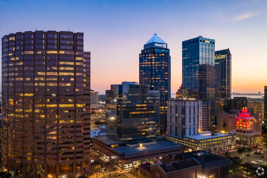 More Photos Of 501 E Kennedy Blvd, Tampa Office For Lease