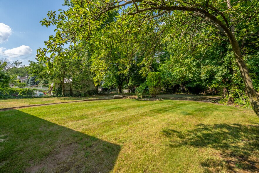 More Photos Of 2429 Vauxhall Rd, Union Township Office Residential For Sale