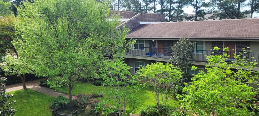 More Photos Of 770 Lakeland Dr, Jackson Apartments For Sale