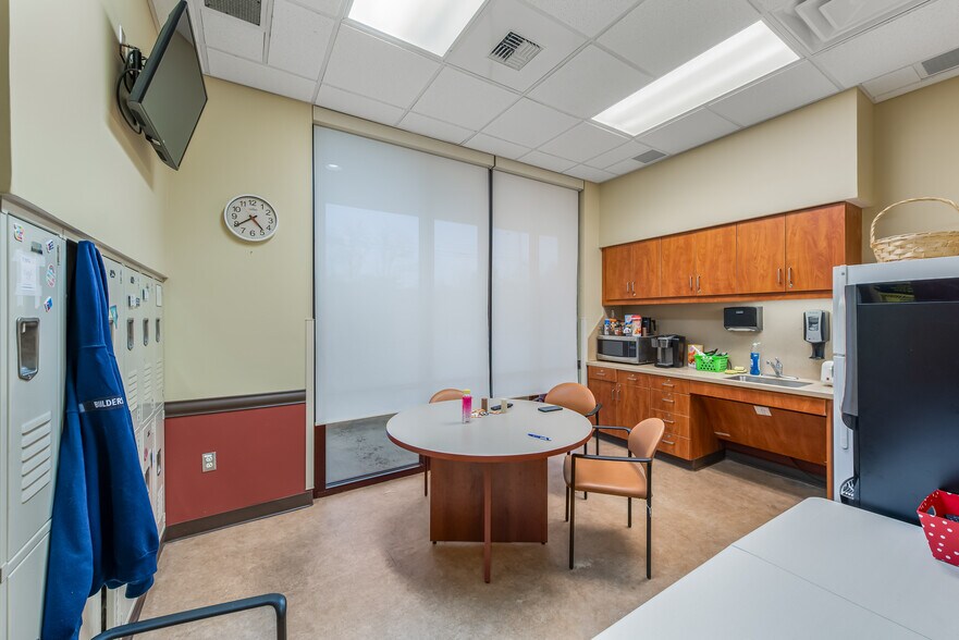 More Photos Of 2202 Jordan Rd SW, Fort Payne Medical For Sale