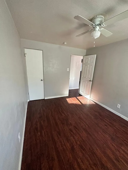 More Photos Of 1143 Akron St, Aurora Apartments For Sale