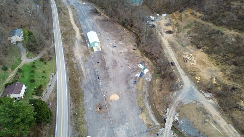 More Photos Of 469 Mason Dixon Hwy, Morgantown Distribution For Lease