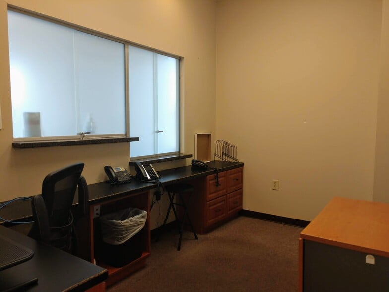 More Photos Of 308-316 Dolphin Dr, Jacksonville Medical For Lease