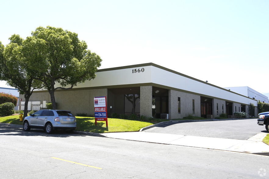 Primary Photo Of 1560 Commerce St, Corona Light Distribution For Lease