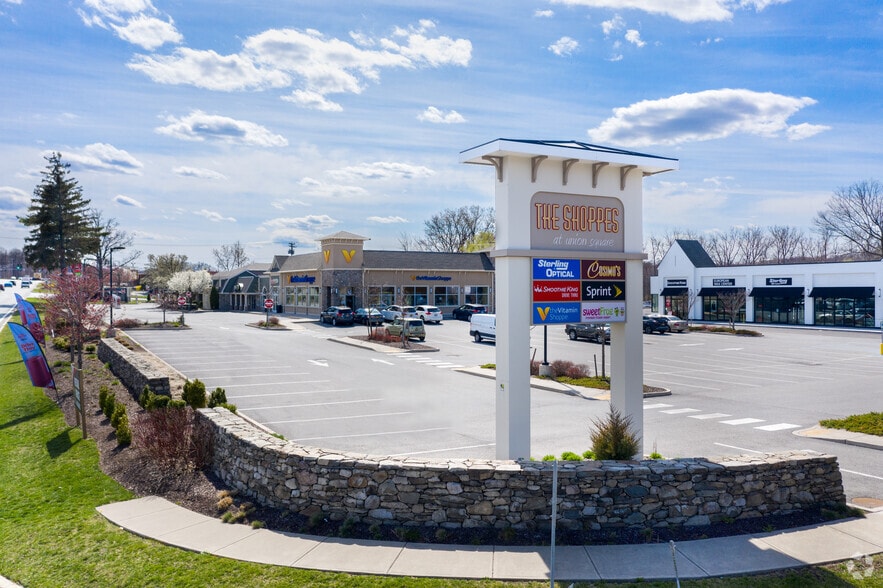 More Photos Of 1217 Route 300, Newburgh Freestanding For Lease
