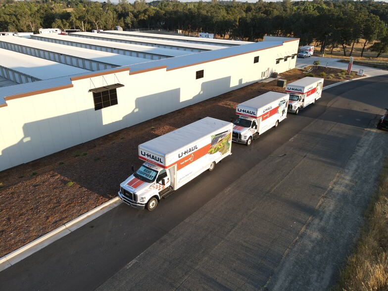 More Photos Of 4395 Business Dr, Cameron Park Self Storage For Sale