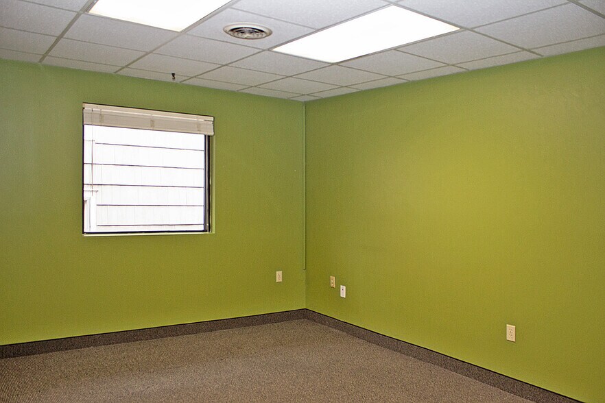 More Photos Of 530 W Ionia St, Lansing Office For Lease