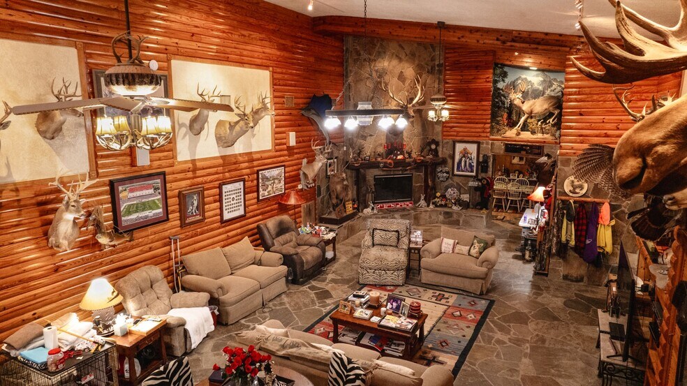 More Photos Of 7438 Wright Rd, Houston Light Distribution For Sale