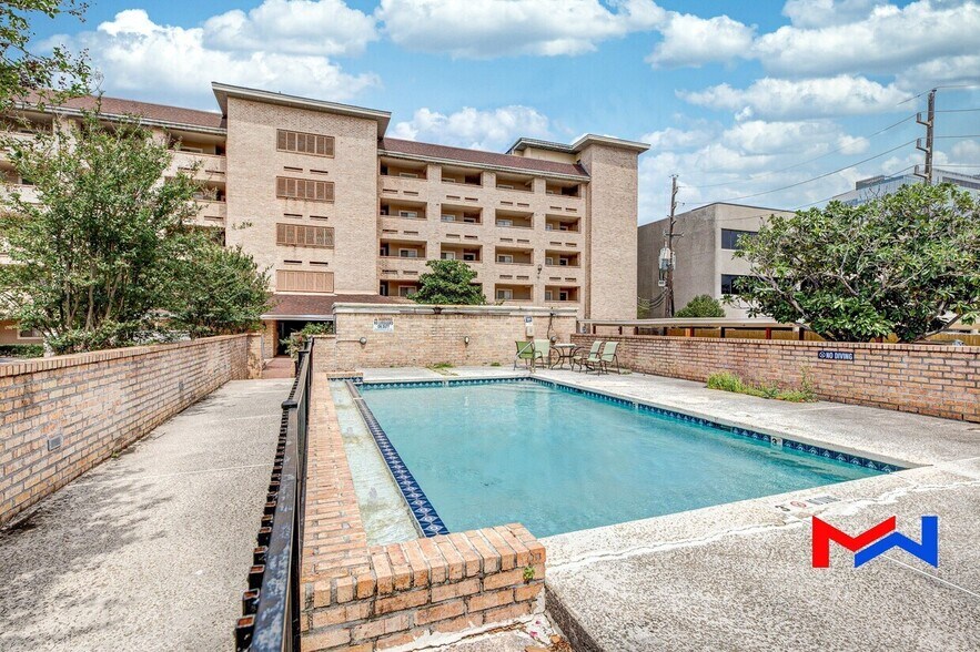More Photos Of 2210 Dorrington St, Houston Land For Sale