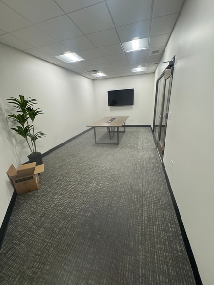 More Photos Of 502 S State St, Orem Freestanding For Lease