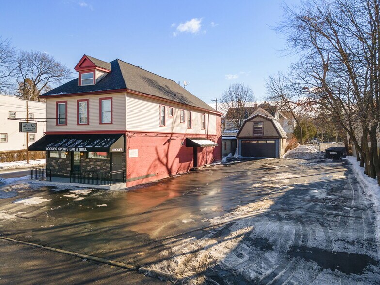 More Photos Of 1524 Van Vranken Ave, Schenectady Bar For Sale