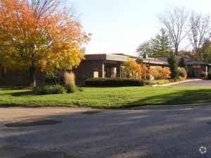 More Photos Of 6090 E Fulton St, Ada Office For Sale