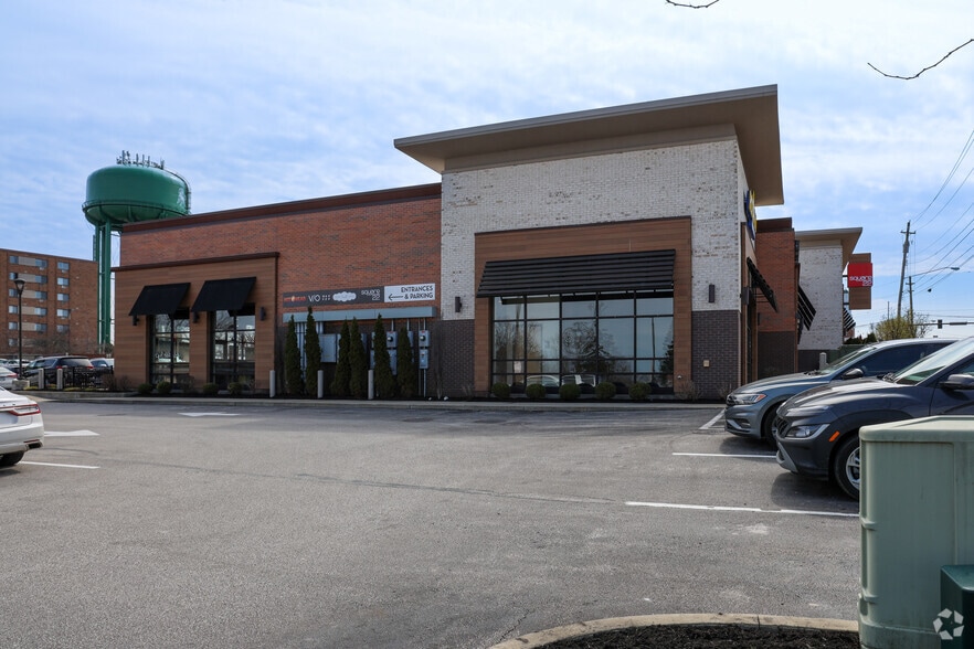 More Photos Of 13405-13485 Pearl Rd, Strongsville Freestanding For Lease