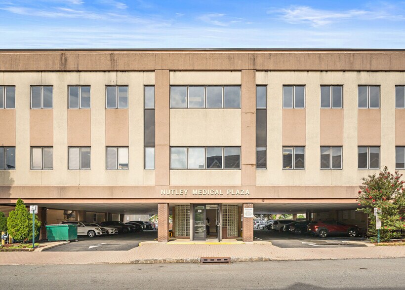 More Photos Of 181 Franklin Ave, Nutley Medical For Sale