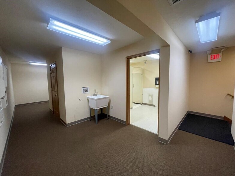 More Photos Of 725 Ritter Dr, Daniels Storefront Retail Office For Lease