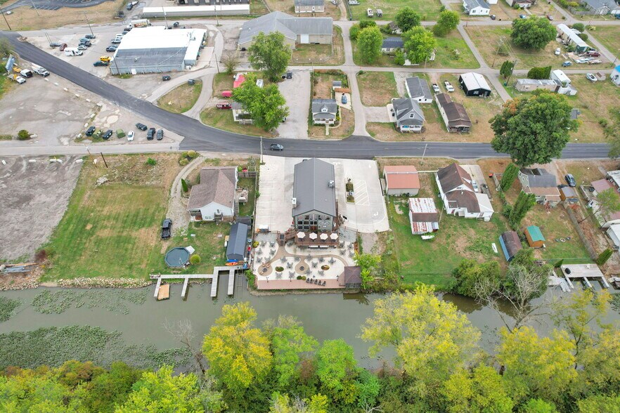 More Photos Of 14675 Zion Rd, Thornville Restaurant For Sale