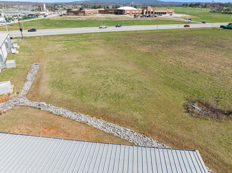 More Photos Of 0 Decherd Blvd, Winchester Land For Sale