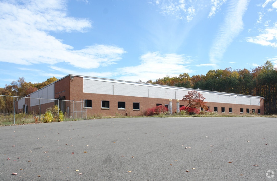 Primary Photo Of 333 Crestwood Dr, Mountain Top Manufacturing For Sale