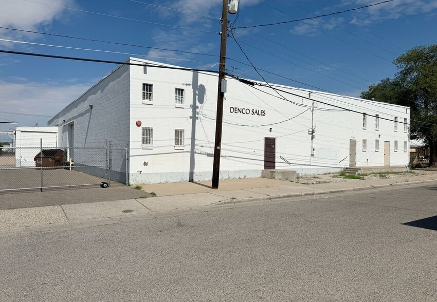 Primary Photo Of 2211 Commercial St NE, Albuquerque Warehouse For Lease