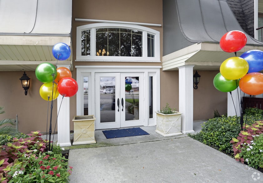 More Photos Of 1901 Lafayette St, Gretna Apartments For Sale