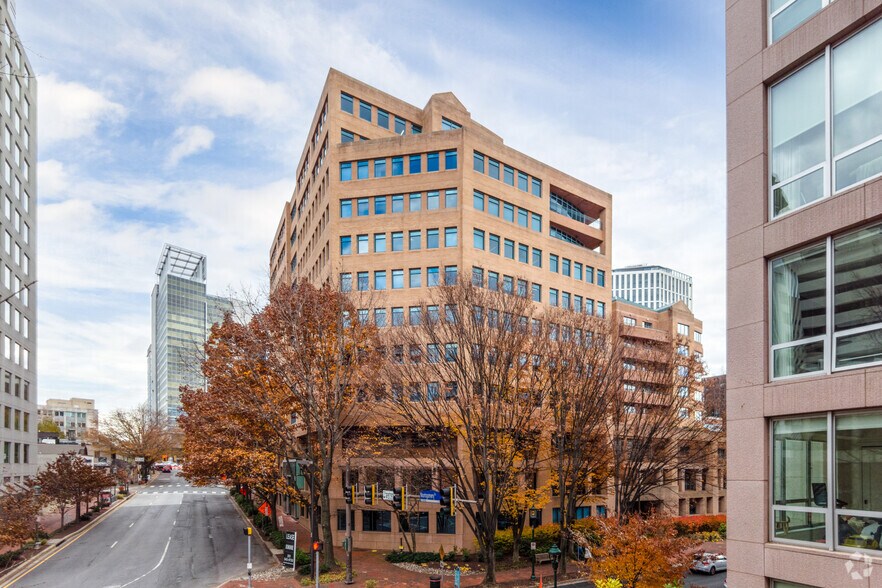 More Photos Of 4800 Montgomery Ln, Bethesda Office For Lease