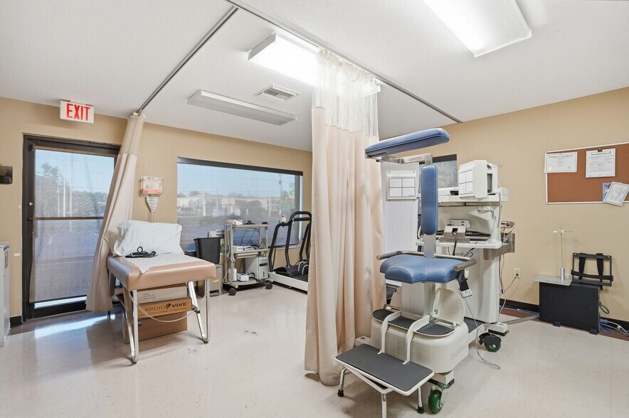 More Photos Of 15010 Cortez Blvd, Brooksville Land For Sale