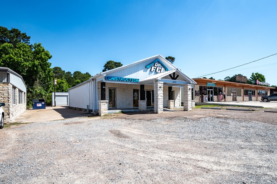 More Photos Of 14310 US-190, Onalaska General Retail For Sale
