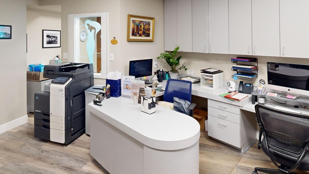 More Photos Of 4106 W Lake Mary Blvd, Lake Mary Medical For Sale