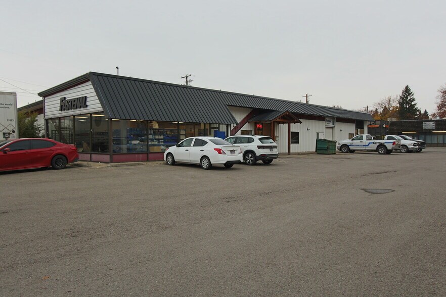 Primary Photo Of 405 W Idaho St, Kalispell Flex For Sale