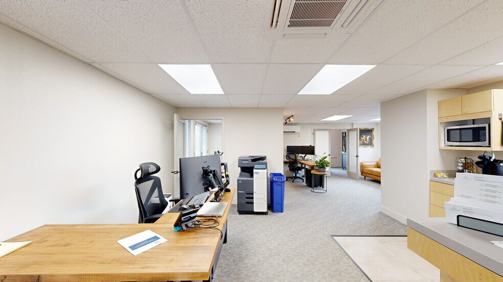 More Photos Of 3128 E Evergreen Blvd, Vancouver Loft Creative Space For Sale