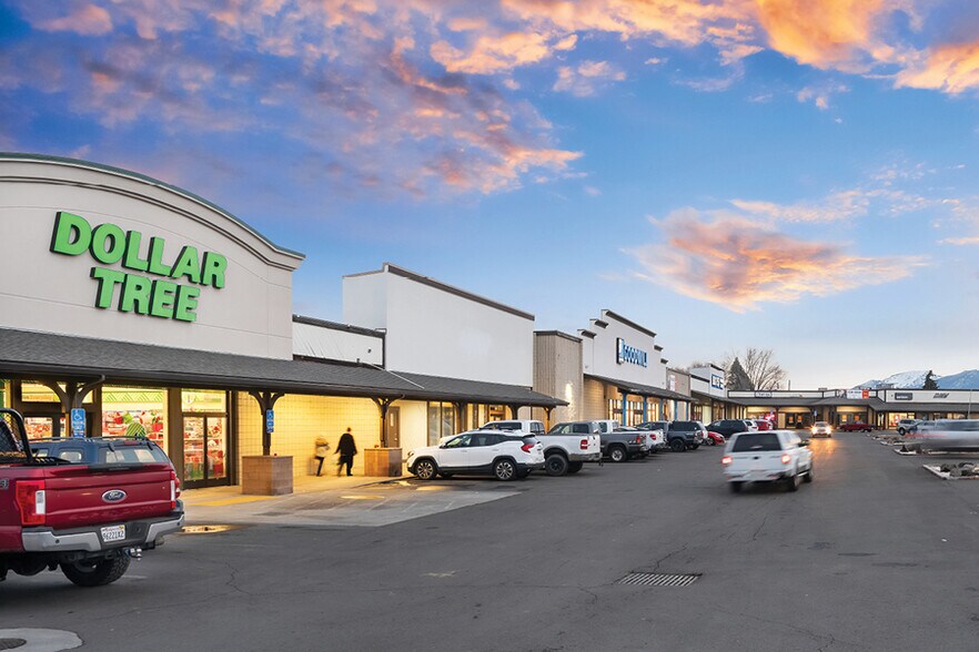 More Photos Of 2545 Main St, Susanville Storefront For Sale
