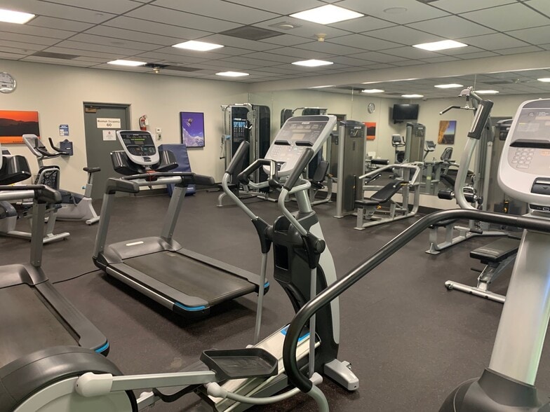 More Photos Of 500 N St, Sacramento Apartments For Sale