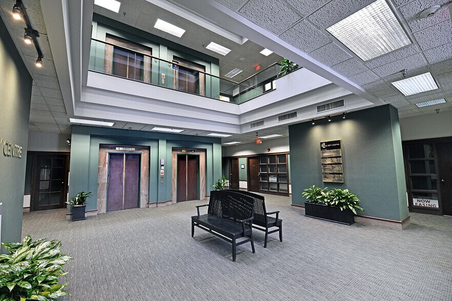 More Photos Of 120 W 7th St, Bloomington Office For Lease
