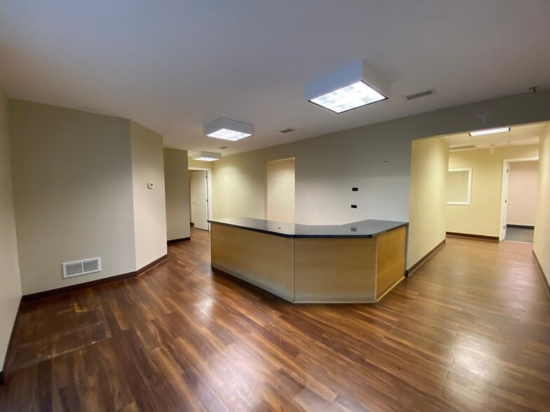More Photos Of 1501 Allens Ln, Evansville Warehouse For Sale