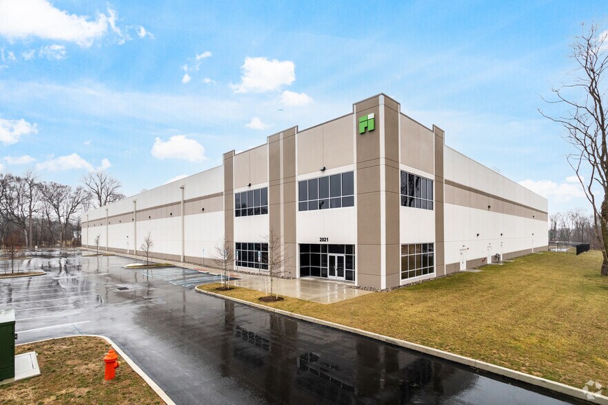 Primary Photo Of 2021 Woodhaven Rd, Philadelphia Distribution For Lease