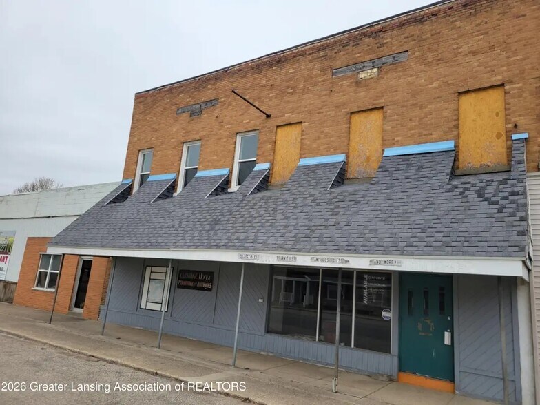 More Photos Of 116 N Newton St, Middleton Storefront For Sale