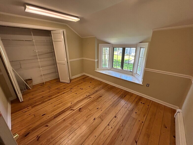 More Photos Of 489 Danbury Rd, Wilton Office Residential For Lease
