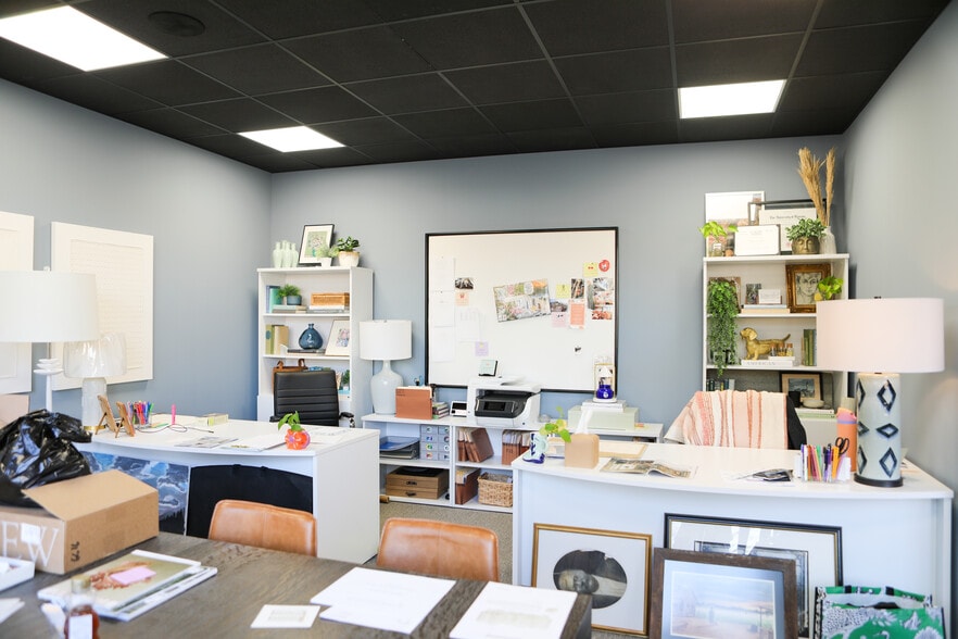 More Photos Of 3595 McCall Pl, Atlanta Distribution For Sale