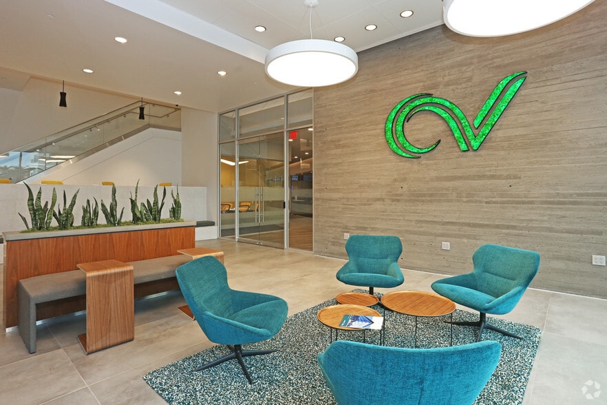 More Photos Of 3133 W Frye Rd, Chandler Office For Lease