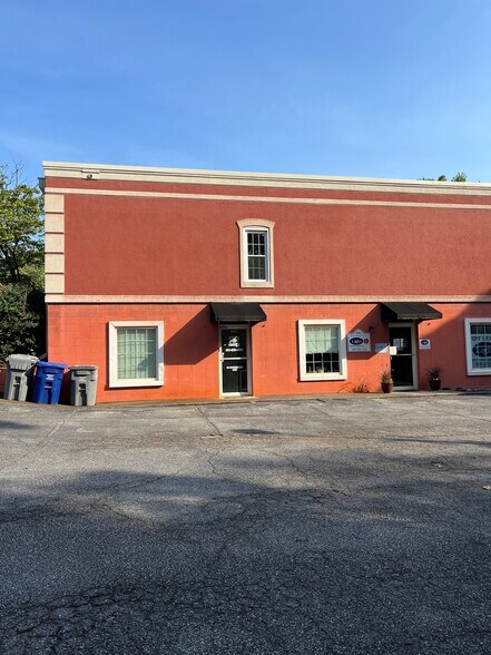 More Photos Of 841 E Main St, Spartanburg Office For Lease