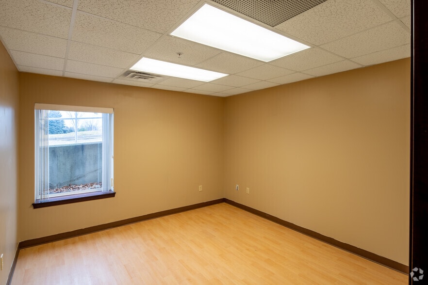 More Photos Of 4205 Charlar Dr, Holt Loft Creative Space For Sale