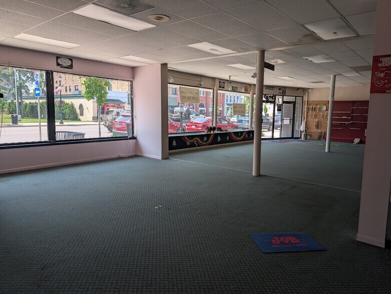 More Photos Of 219 E Michigan Ave, Paw Paw Storefront Retail Residential For Sale