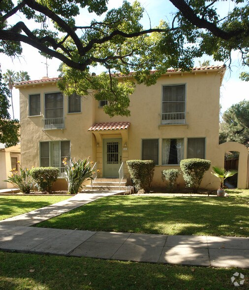 Primary Photo Of 141 N Bonnie Ave, Pasadena Apartments For Sale