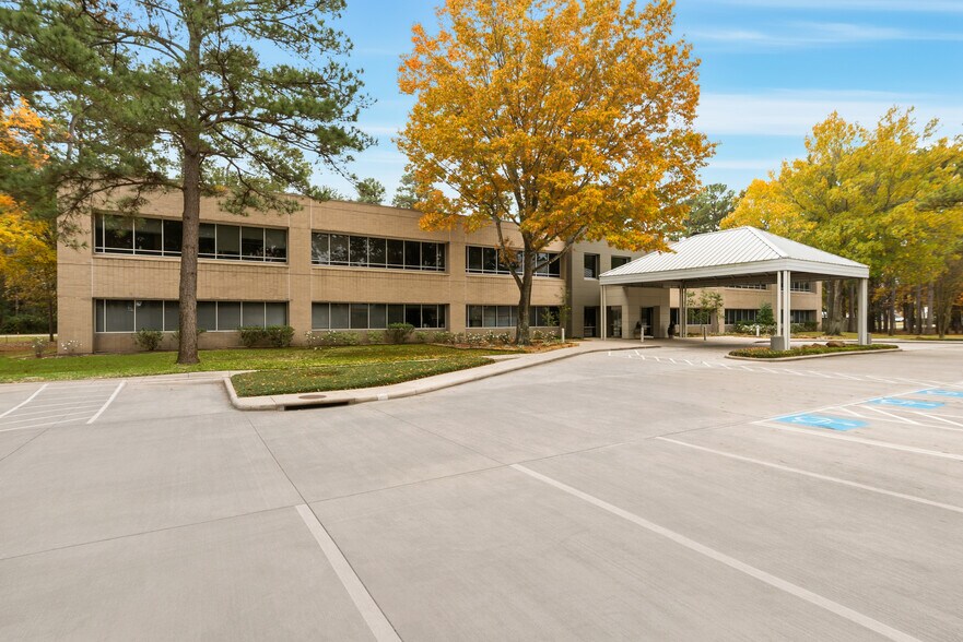 More Photos Of 100 Medical Center Blvd, Conroe Medical For Lease