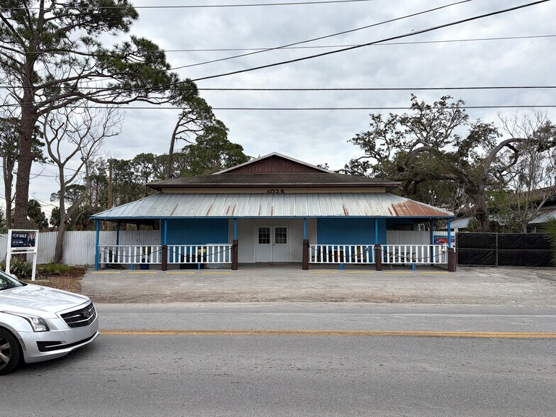 Primary Photo Of 6028 Pine Hill Rd, Port Richey Freestanding For Sale