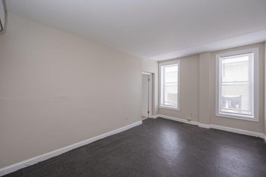 More Photos Of 62-64 W Antietam St, Hagerstown Apartments For Sale