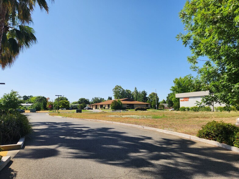 More Photos Of 28 W Eaton Rd, Chico Land For Sale