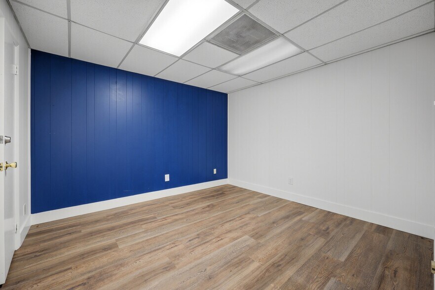 More Photos Of 2406-2410 Harper St, Jacksonville Warehouse For Lease